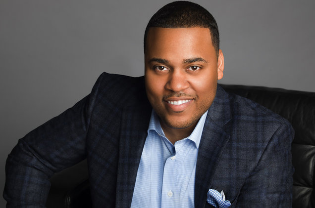 Phil-Thornton-press-2016-billboard-1548