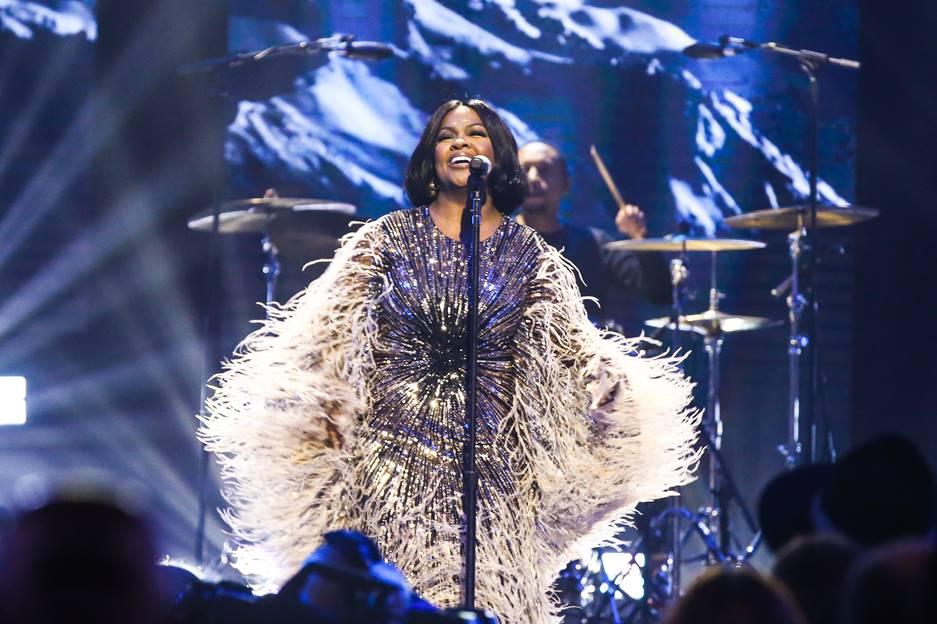 cece winans dove